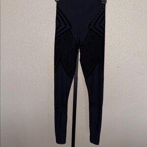 Salvage X Fenty Sport Midnight Black Patterned Leggings - NWOT